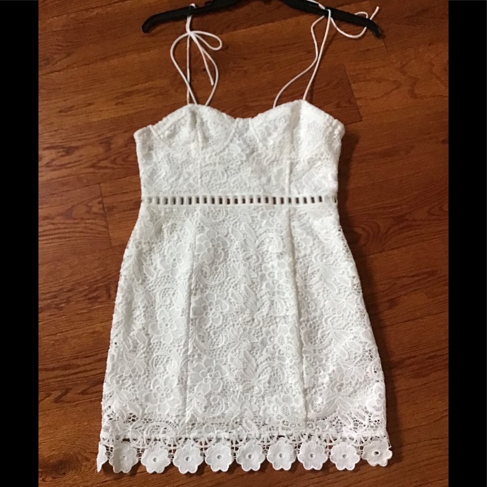 Forever 21 White Lace Spaghetti Strap Sweetheart Bustier Bodice Mini Dress M